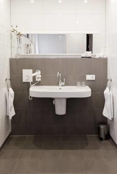 Hotel Babylon Heerhugowaard - Alkmaar מראה חיצוני תמונה
