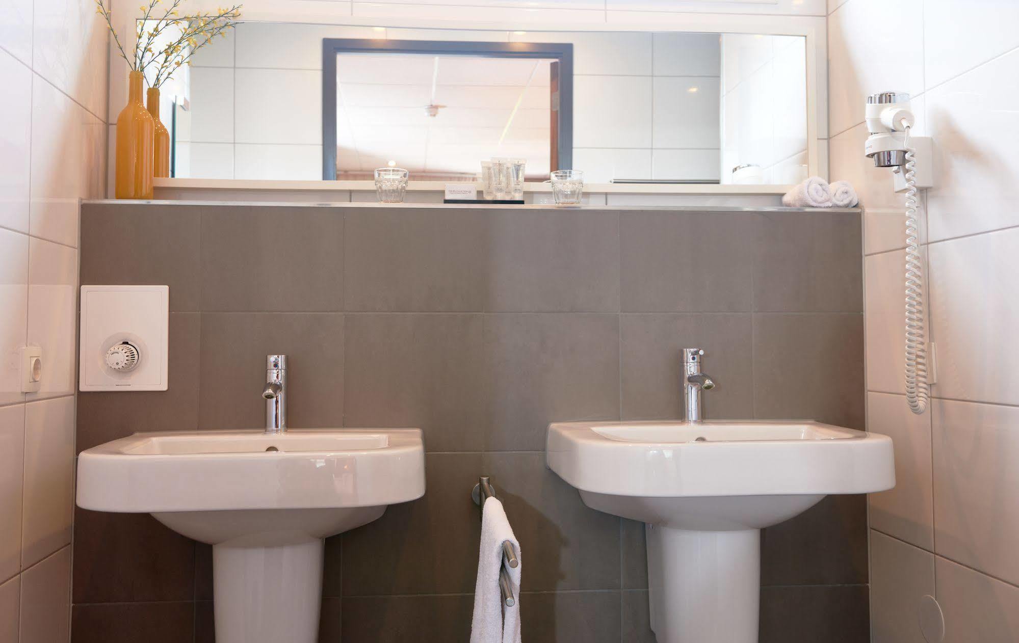 Hotel Babylon Heerhugowaard - Alkmaar מראה חיצוני תמונה