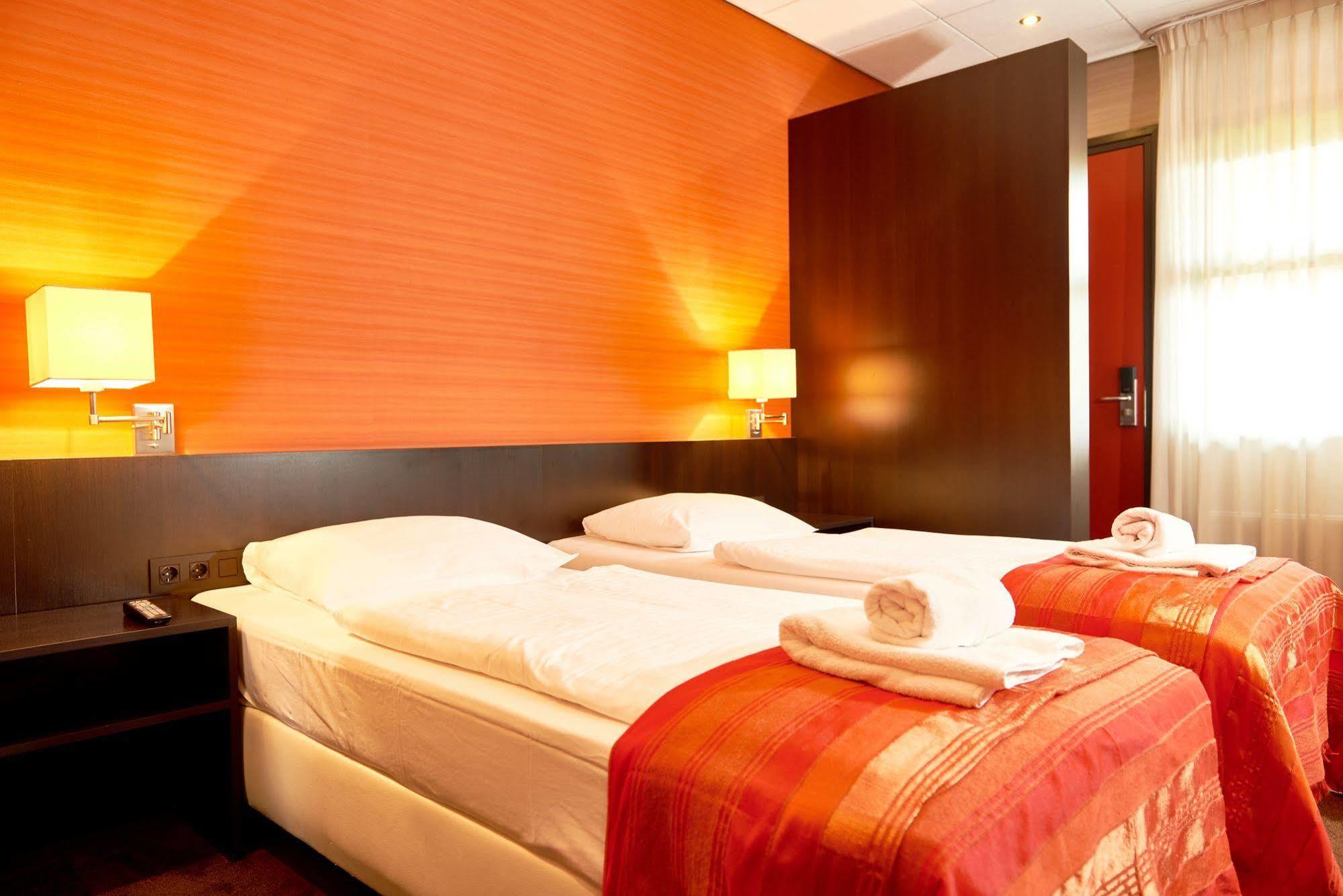 Hotel Babylon Heerhugowaard - Alkmaar מראה חיצוני תמונה