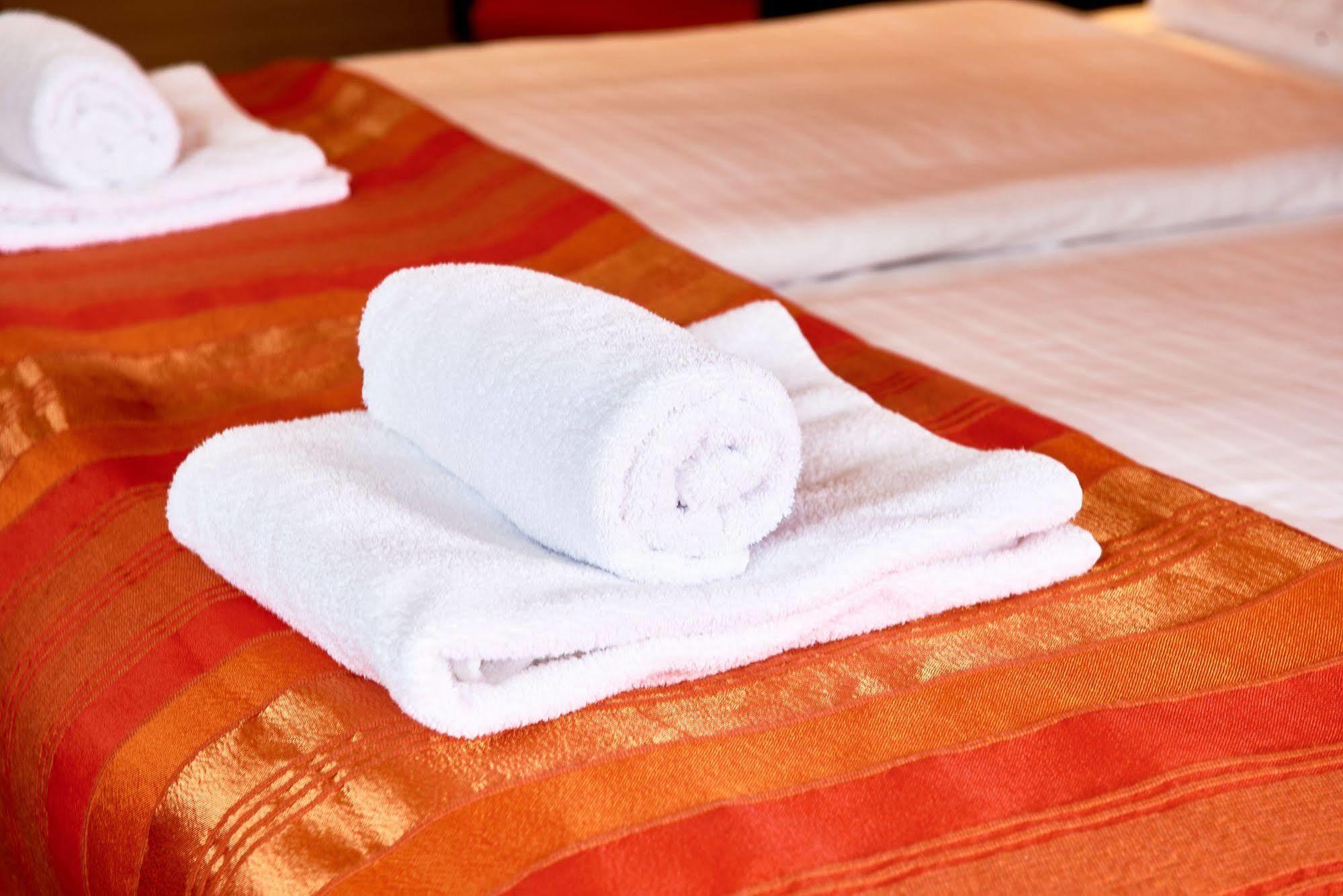 Hotel Babylon Heerhugowaard - Alkmaar מראה חיצוני תמונה